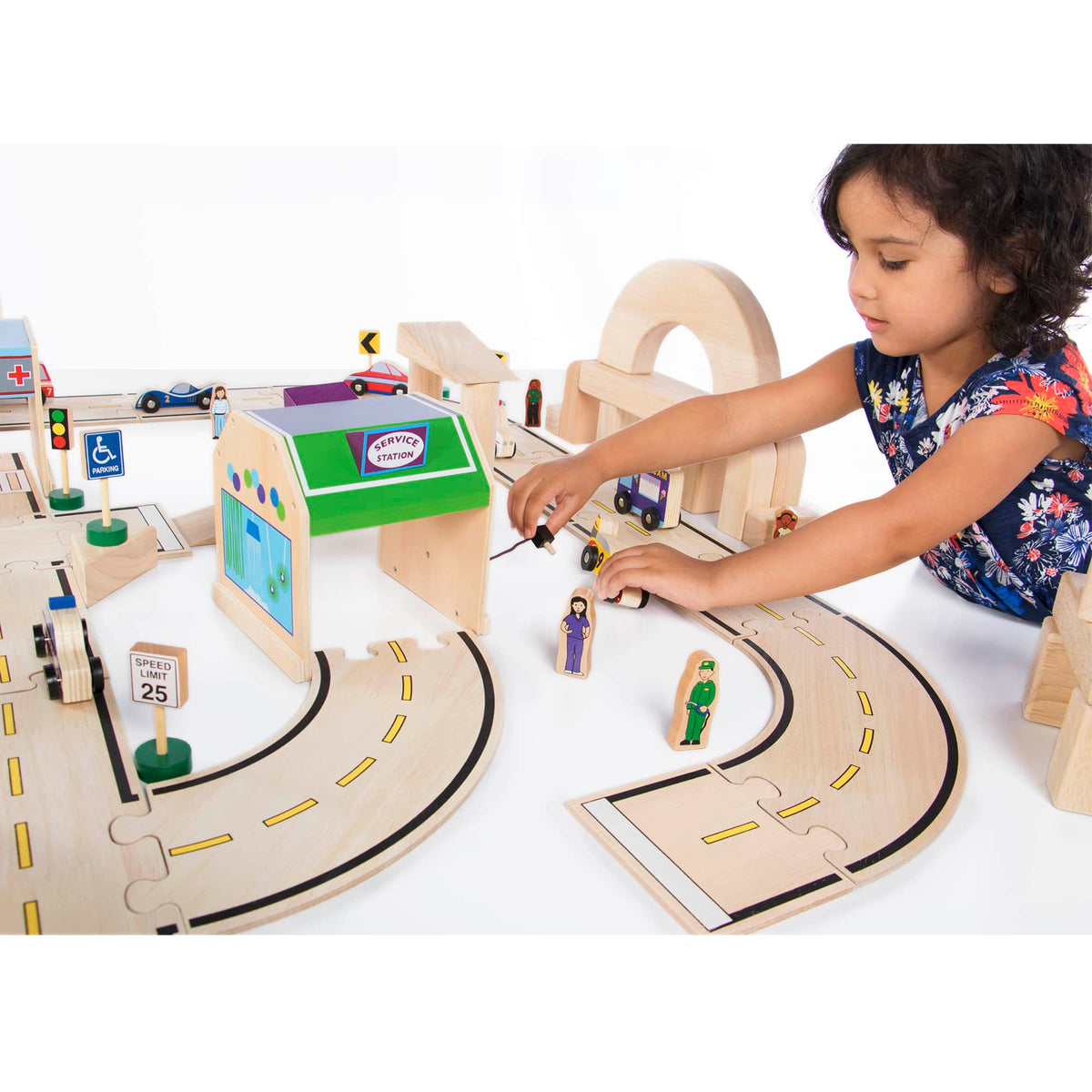 G6717 Community and Roadway Essentials Lifestyle3