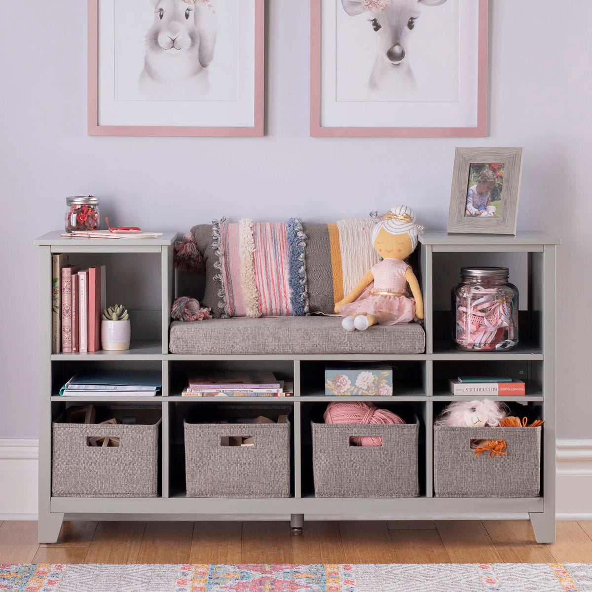 G76900 Reading Nook Gray Env1 Crop | Gray