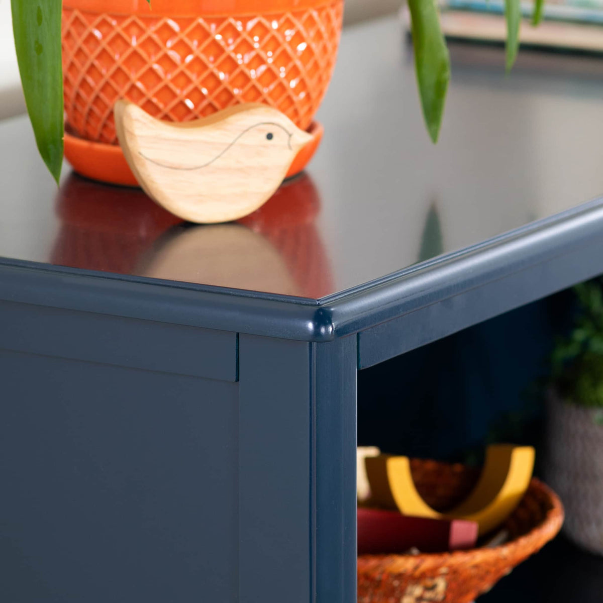 G27656 G27658 G27661 Taiga Shelves Navy Detail 1 | Navy